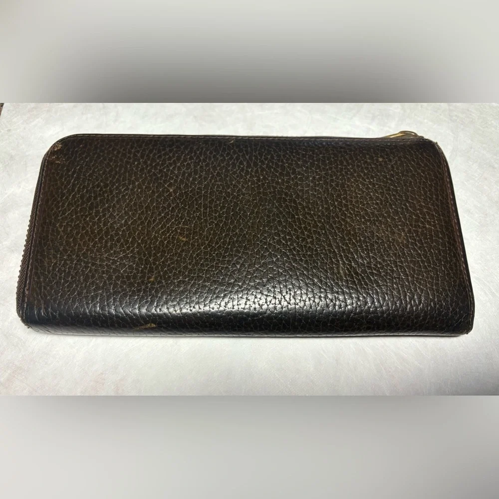 Hunting World Zip‎ Around Brown Leather Wallet